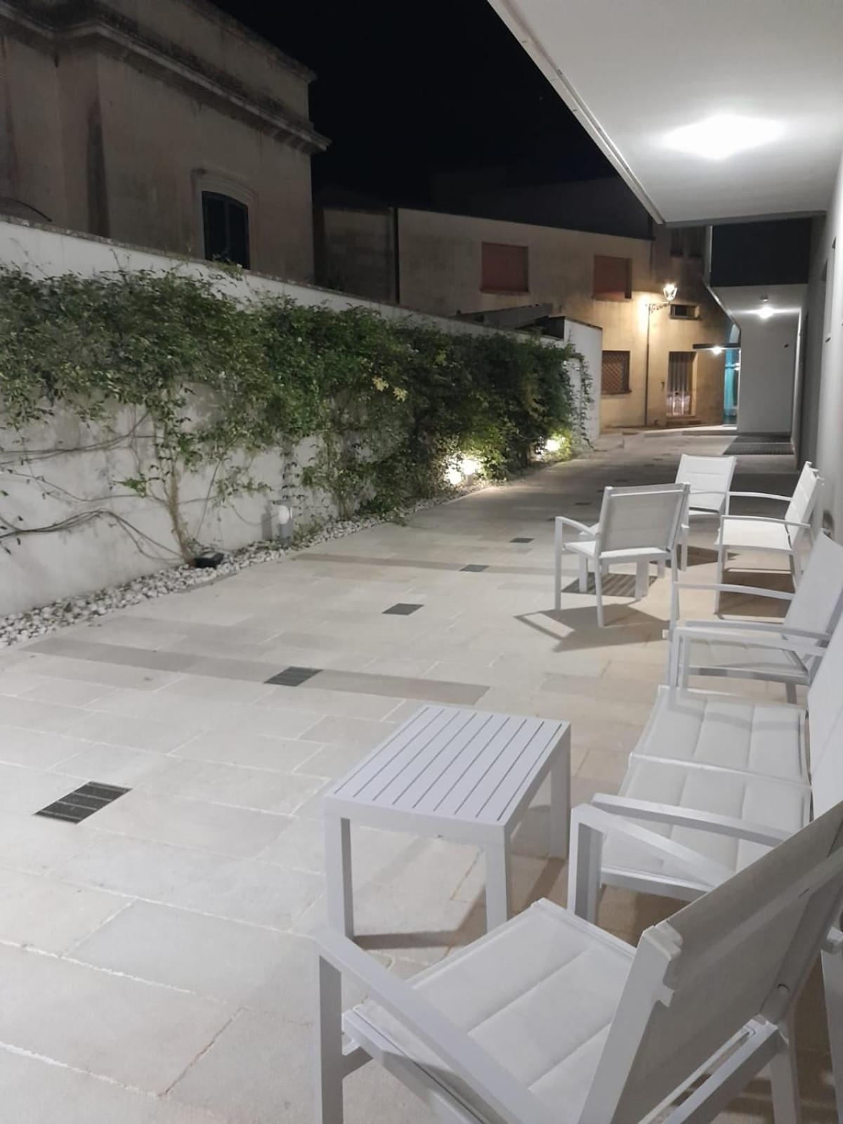 Vecchia Fabbrica Apartments Castrignano de' Greci Kültér fotó